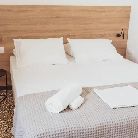 Sunny Downtown Appartment A/C Wifi C1 Heraklion  Exterior photo